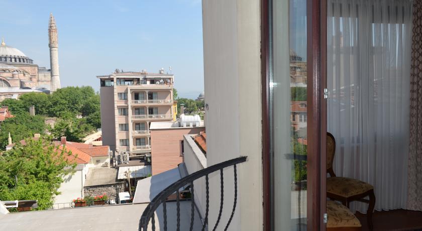 The Istanbul Hotel エクステリア 写真