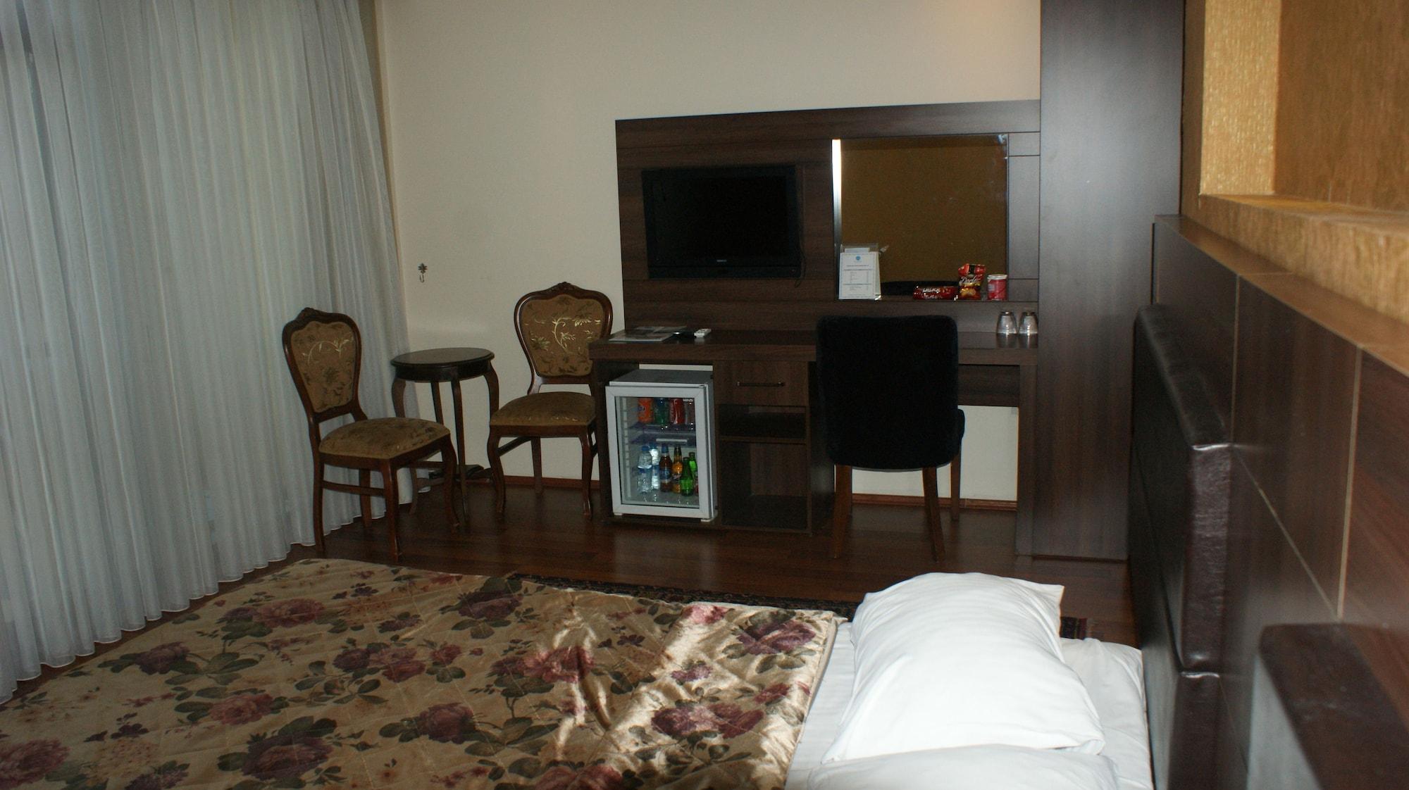 The Istanbul Hotel エクステリア 写真