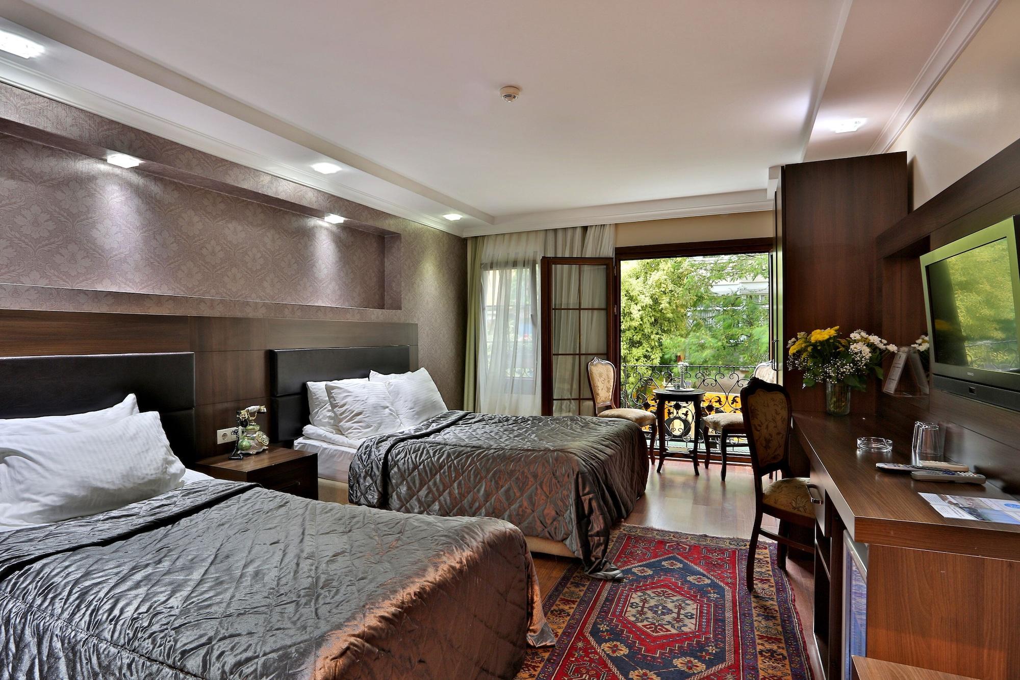 The Istanbul Hotel エクステリア 写真