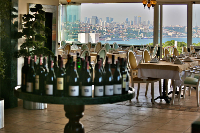 The Istanbul Hotel エクステリア 写真