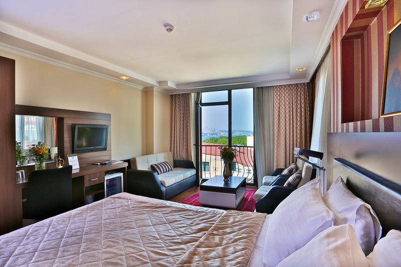 The Istanbul Hotel エクステリア 写真